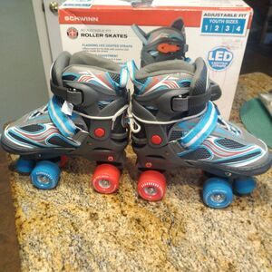 Roller Skates Schwinn Adjustable Fits Sizes 1-2-3-4Challenge Series Flash 2 Grey